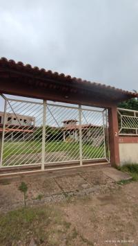 Casa Verde Vila Gabriela AirBnb - nomondo